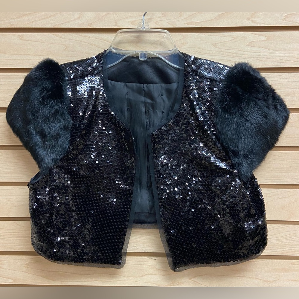 NWOT MADDOX WOMEN LUREX SHORT JACKET WITH FUR SIZE MEDIUM